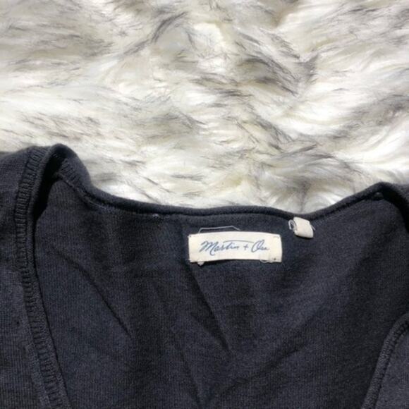 Martin + Osa Gray Lightweight Scoop Neck Sweater Dark Academia - Picture 6 of 7